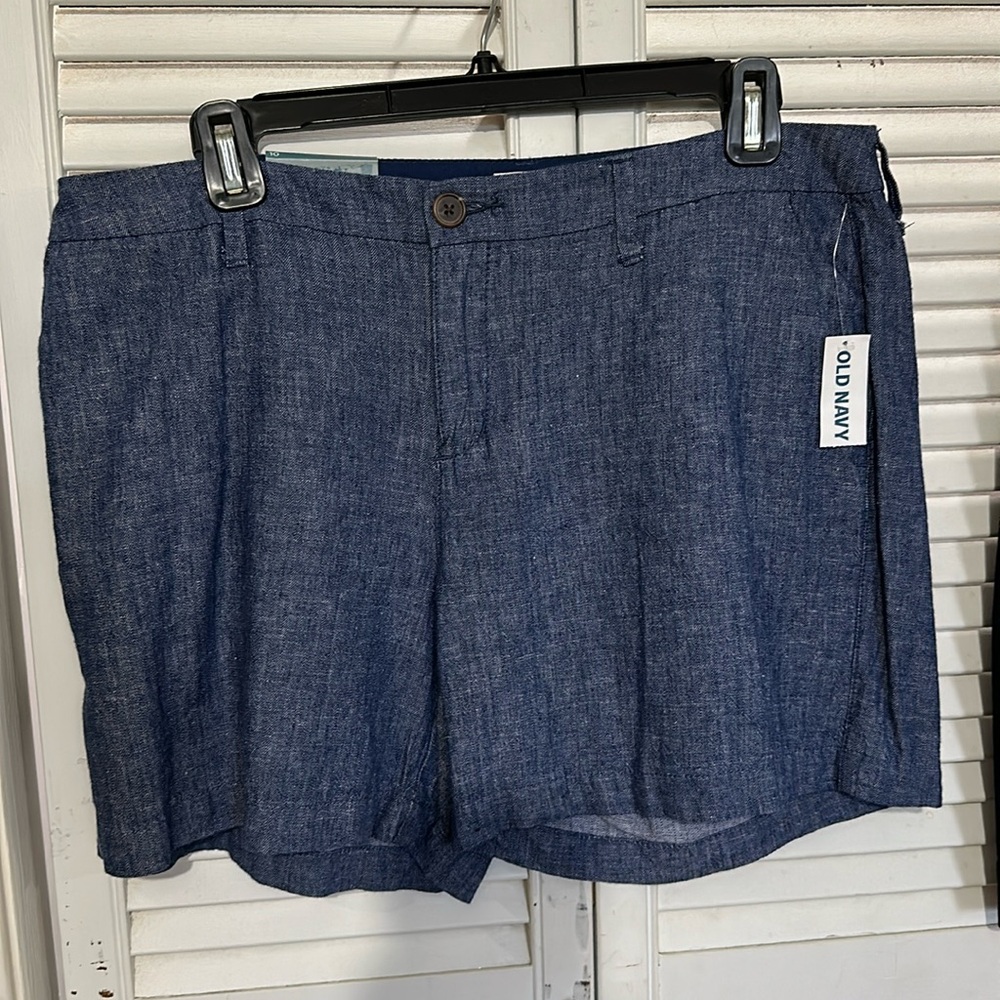 NWT Old Navy chambray linen shorts. 5” inseam
